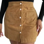 mini-jupe kaki avec boutons en velours