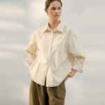 blouse en velours côtelé beige pour femme
