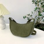 sac hobo vert en velours côtelé